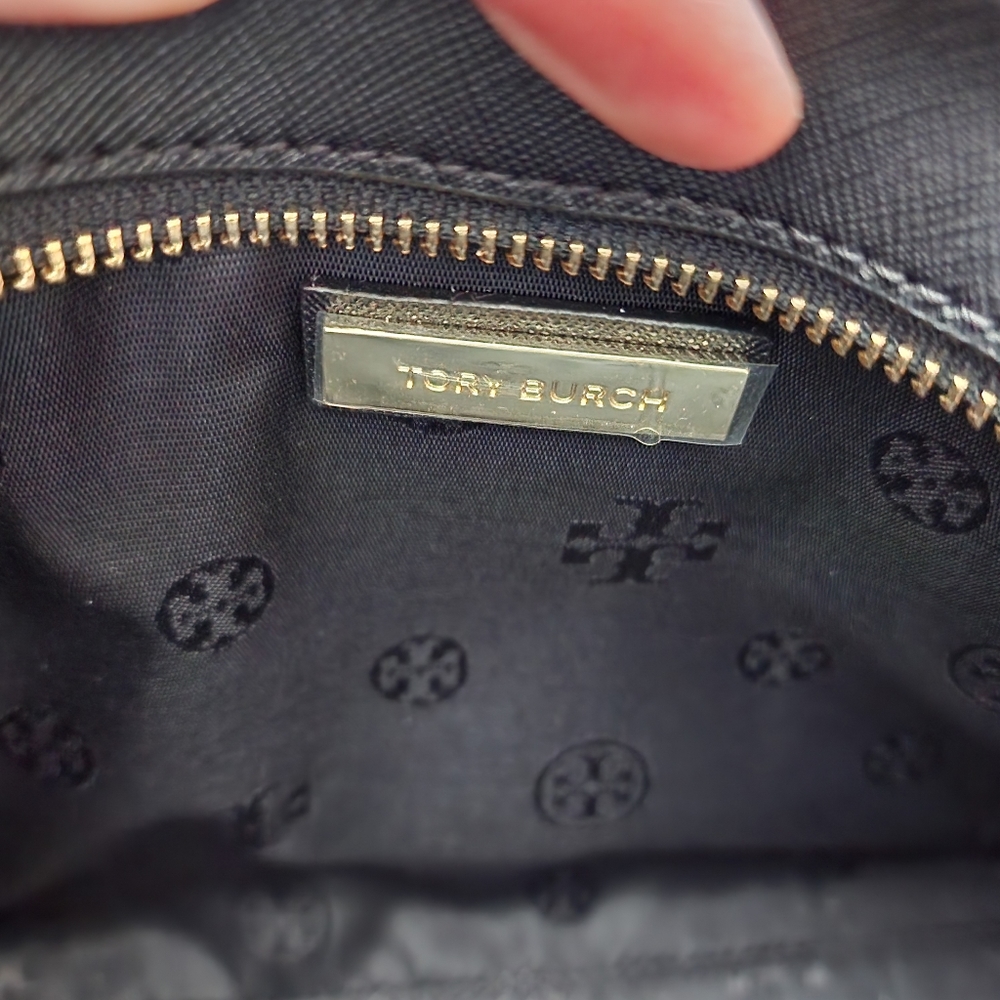 New Tory Burch Emerson tote - Picture 2 of 5